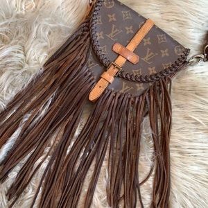 Louis Vuitton crossbody